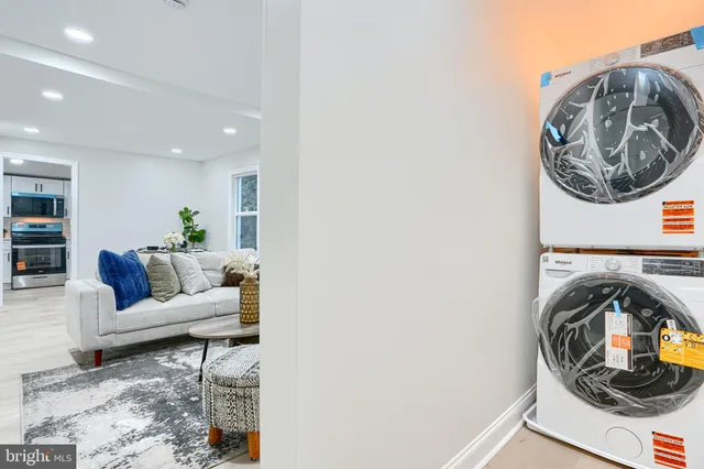 $298,900 | 2 Sidewell Court, Baltimore, MD 21221