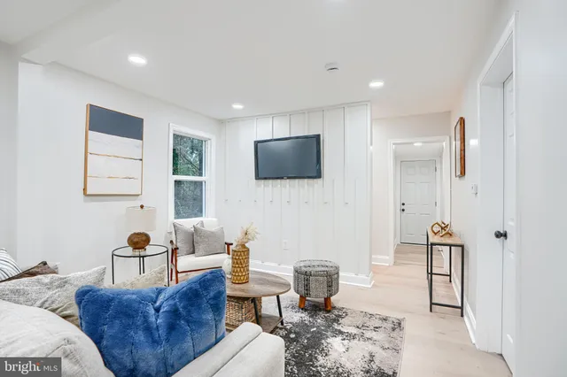 $298,900 | 2 Sidewell Court, Baltimore, MD 21221