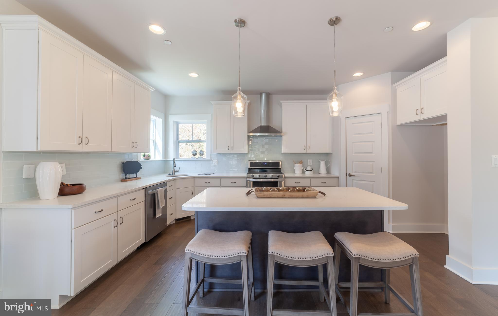 3538 Scarboro Road Street, MD 21154 - Photo 8 of 44 Gourmet Kitchen
