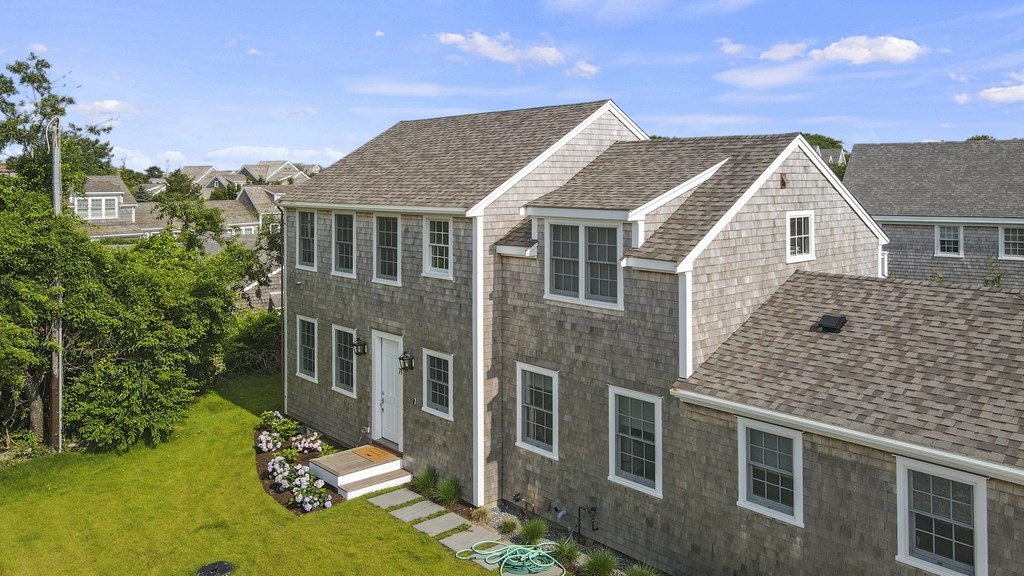71 Cliff Road Nantucket, MA 02554 - Photo 1 of 20