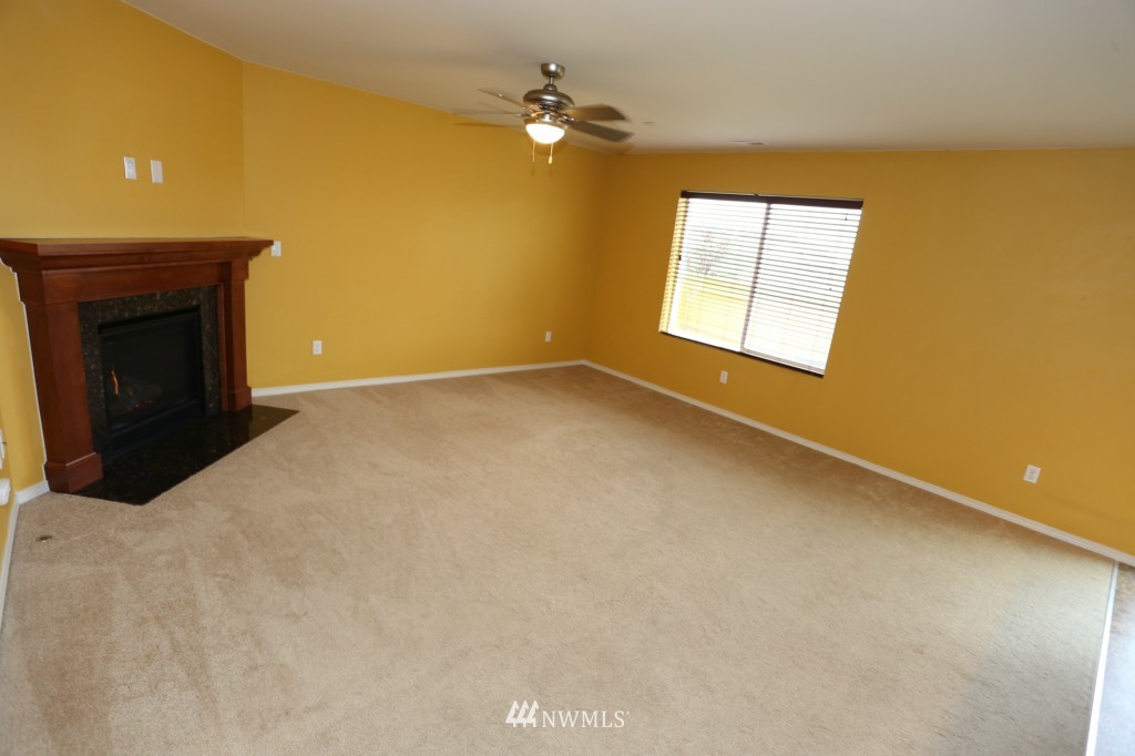 1371 Foreman Road DuPont, WA 98327 - Photo 10 of 25