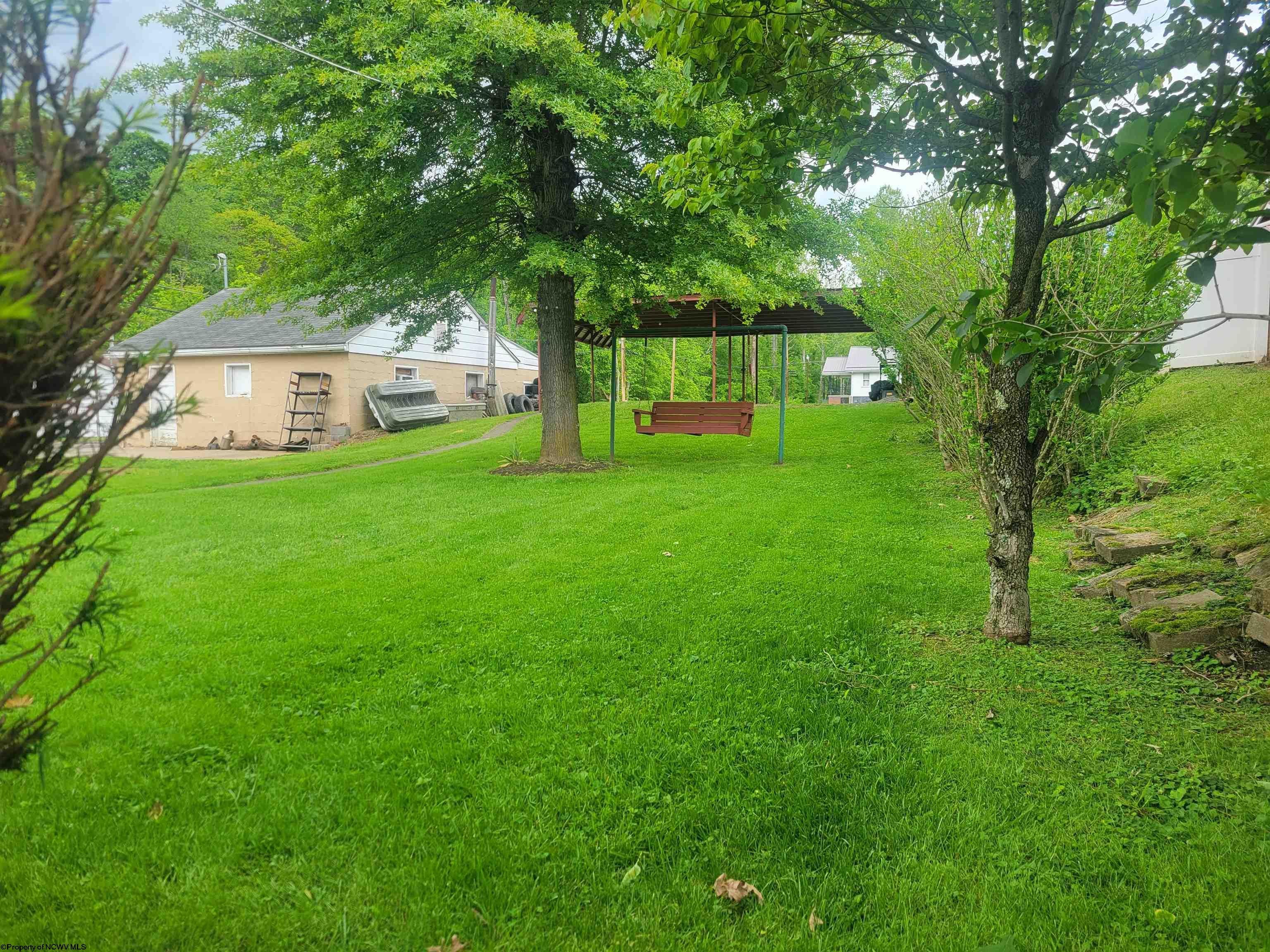 561 Owings Road Shinnston, WV 26431 - Photo 12 of 37 Gallery Image 12