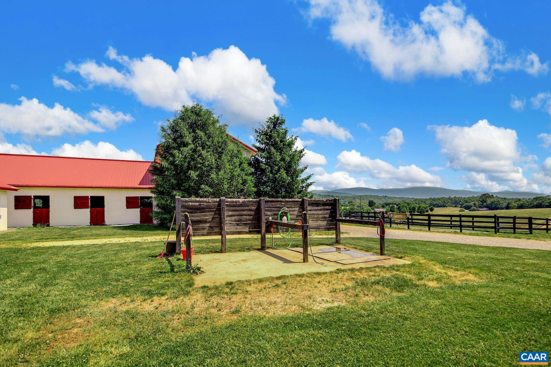 100 Equus Loop Natural Bridge, VA 24578 - Photo 15 of 75