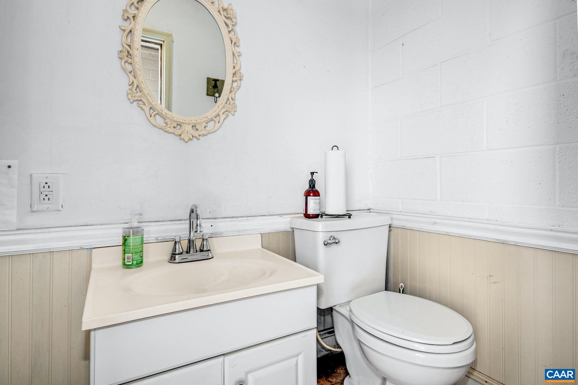 100 Equus Loop Natural Bridge, VA 24578 - Photo 23 of 75