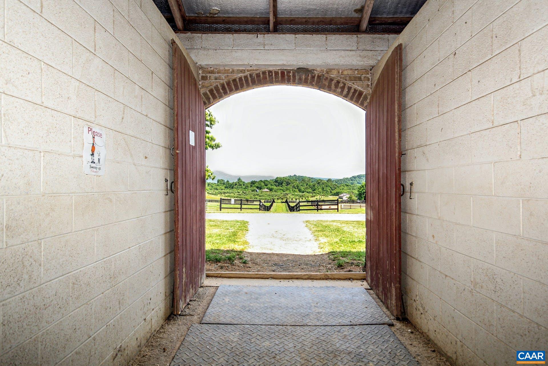100 Equus Loop Natural Bridge, VA 24578 - Photo 31 of 75