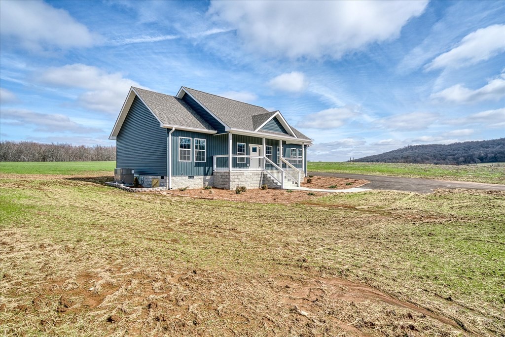 1126 Frank Anderson Road Sparta, TN 38583 - Photo 2 of 21 Gallery Image 2