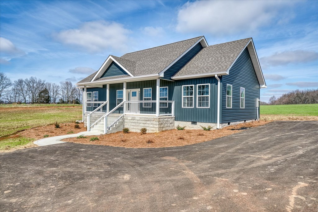 1126 Frank Anderson Road Sparta, TN 38583 - Photo 3 of 21 Gallery Image 3