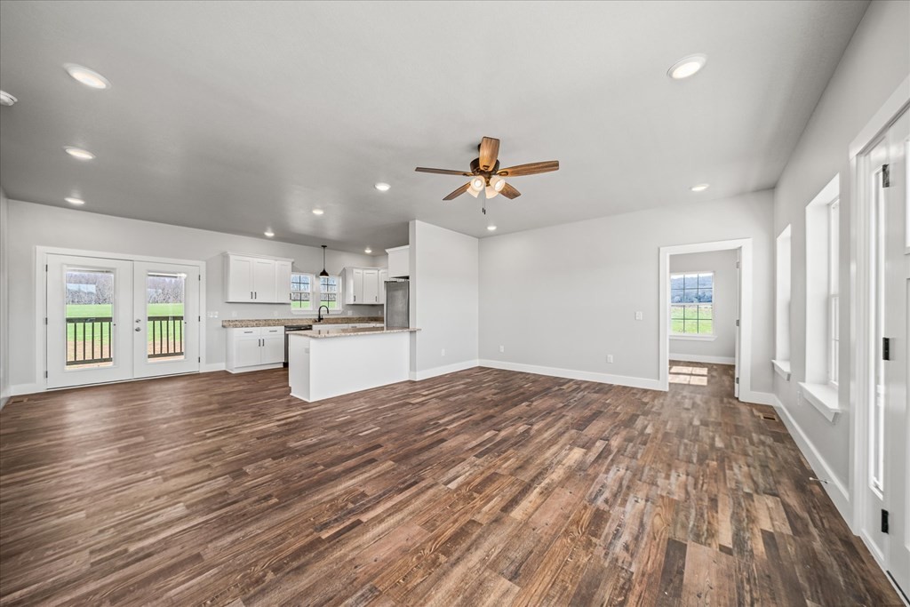 1126 Frank Anderson Road Sparta, TN 38583 - Photo 5 of 21 Gallery Image 5
