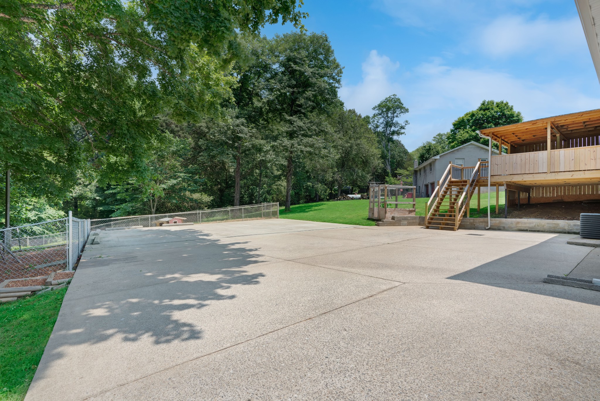 349 Dean Road Clarksville, TN 37040 - Photo 22 of 28 a park view with a entertaining space