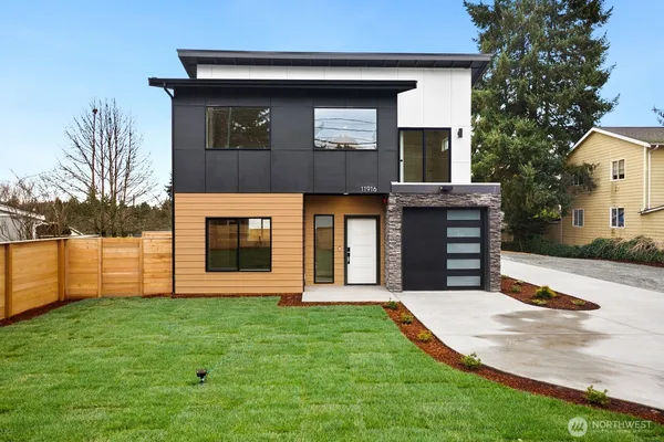 $545,000 | 11916 4th Avenue Southwest, Burien, WA 98146