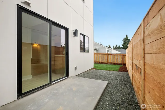 $545,000 | 11916 4th Avenue Southwest, Burien, WA 98146