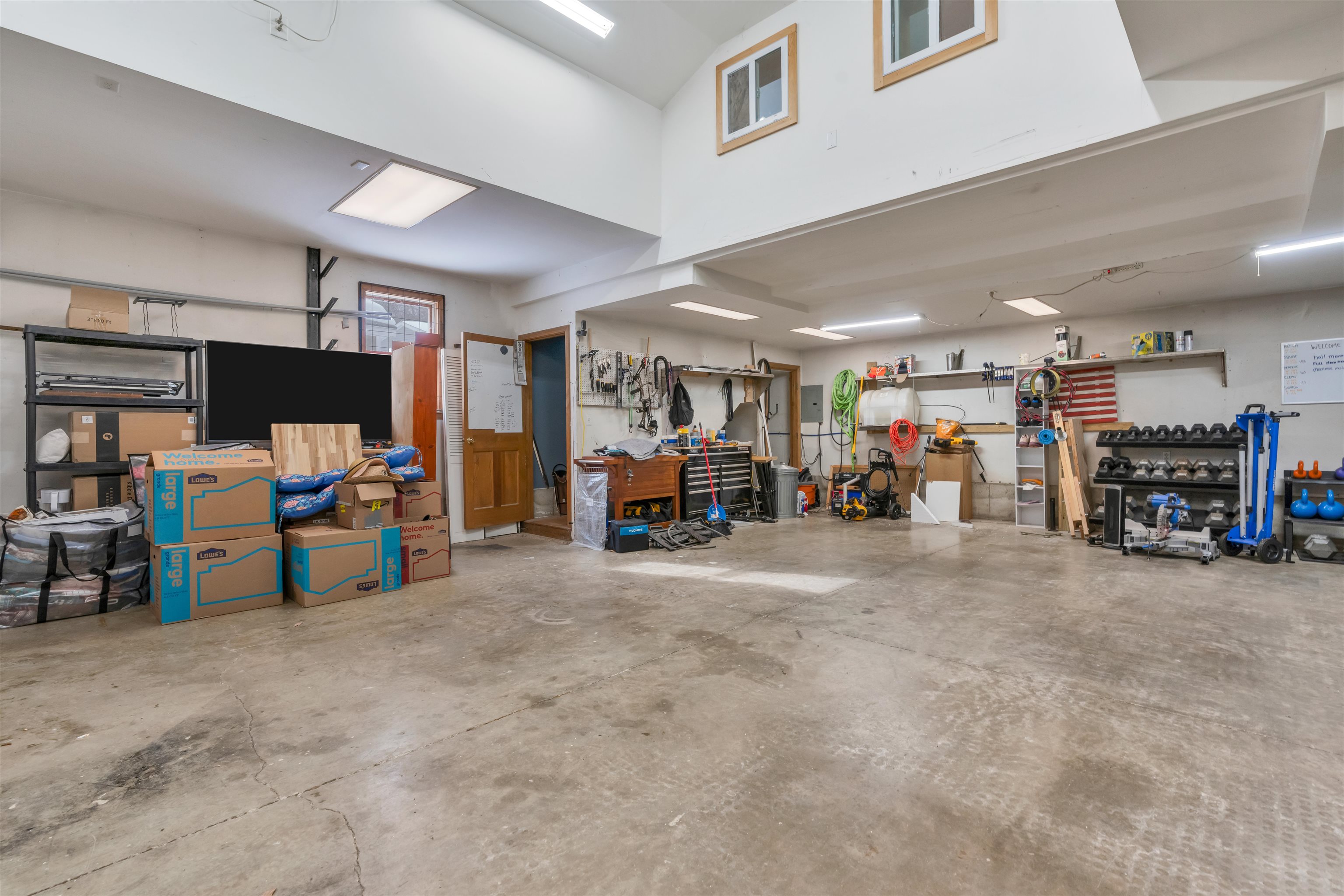 28 Stacy Drive Rochester, NH 03867 - Photo 3 of 42 Gallery Image 3