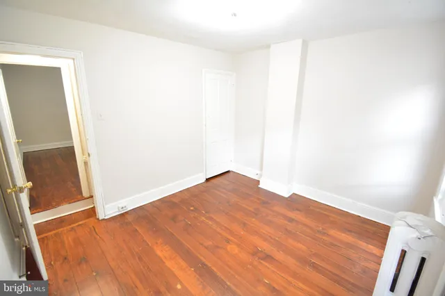 a view of empty room