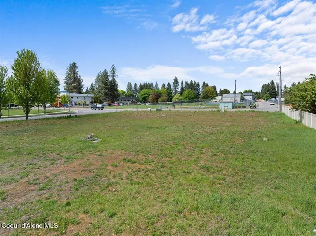 $574,900 | 8776 North Wayne Drive, Hayden, ID 83835