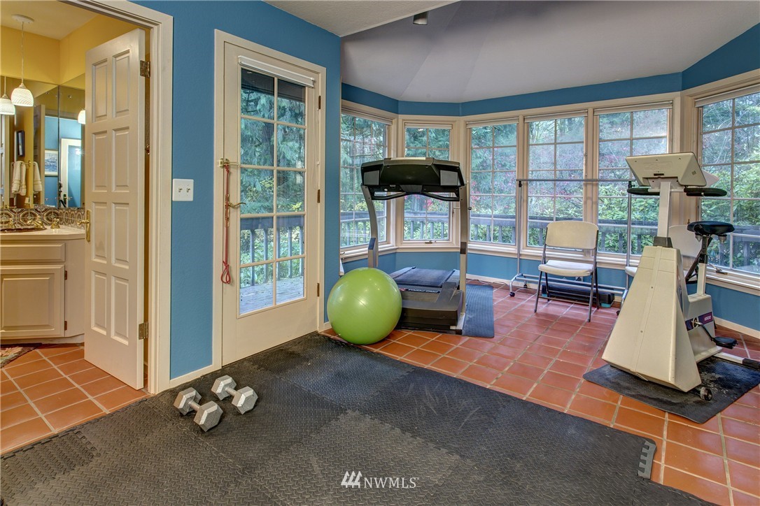 7714 Preston-Fall City Road Southeast Preston, WA 98050 - Photo 12 of 25 Gallery Image 12