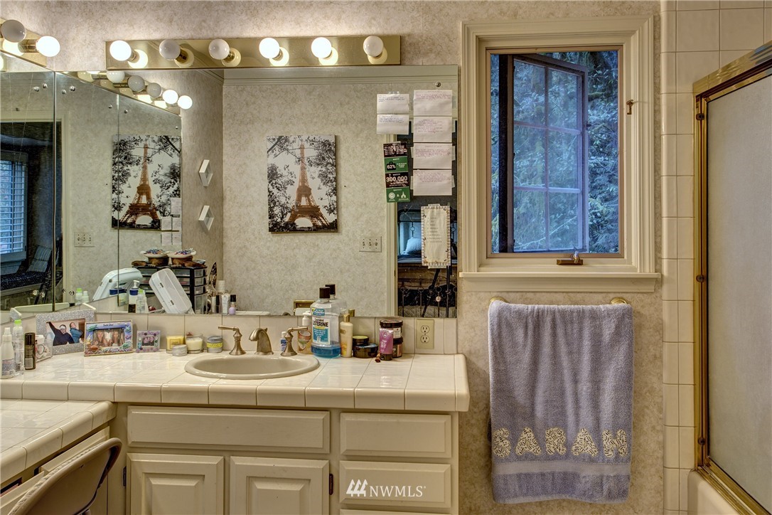 7714 Preston-Fall City Road Southeast Preston, WA 98050 - Photo 19 of 25 Gallery Image 19