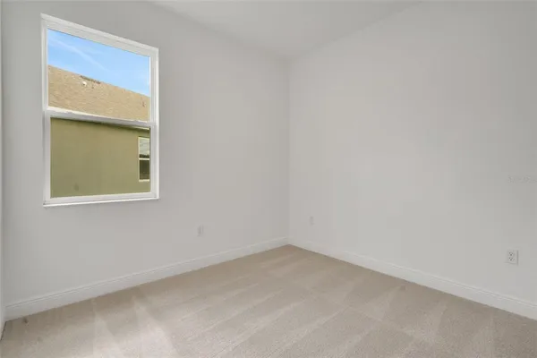 $2,200 | 1018 Swamp Chestnut Loop, Lady Lake, FL 32159