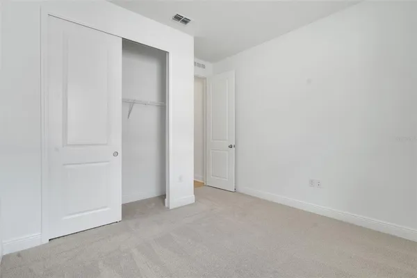 $2,200 | 1018 Swamp Chestnut Loop, Lady Lake, FL 32159