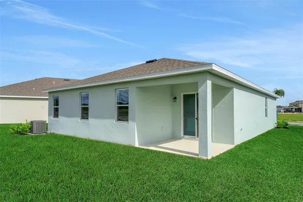 $2,200 | 1018 Swamp Chestnut Loop, Lady Lake, FL 32159