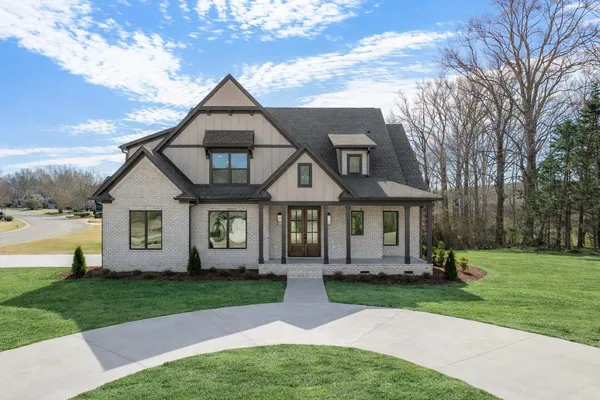 $859,900 | 354 South Monterey Drive, Moore, SC 29369