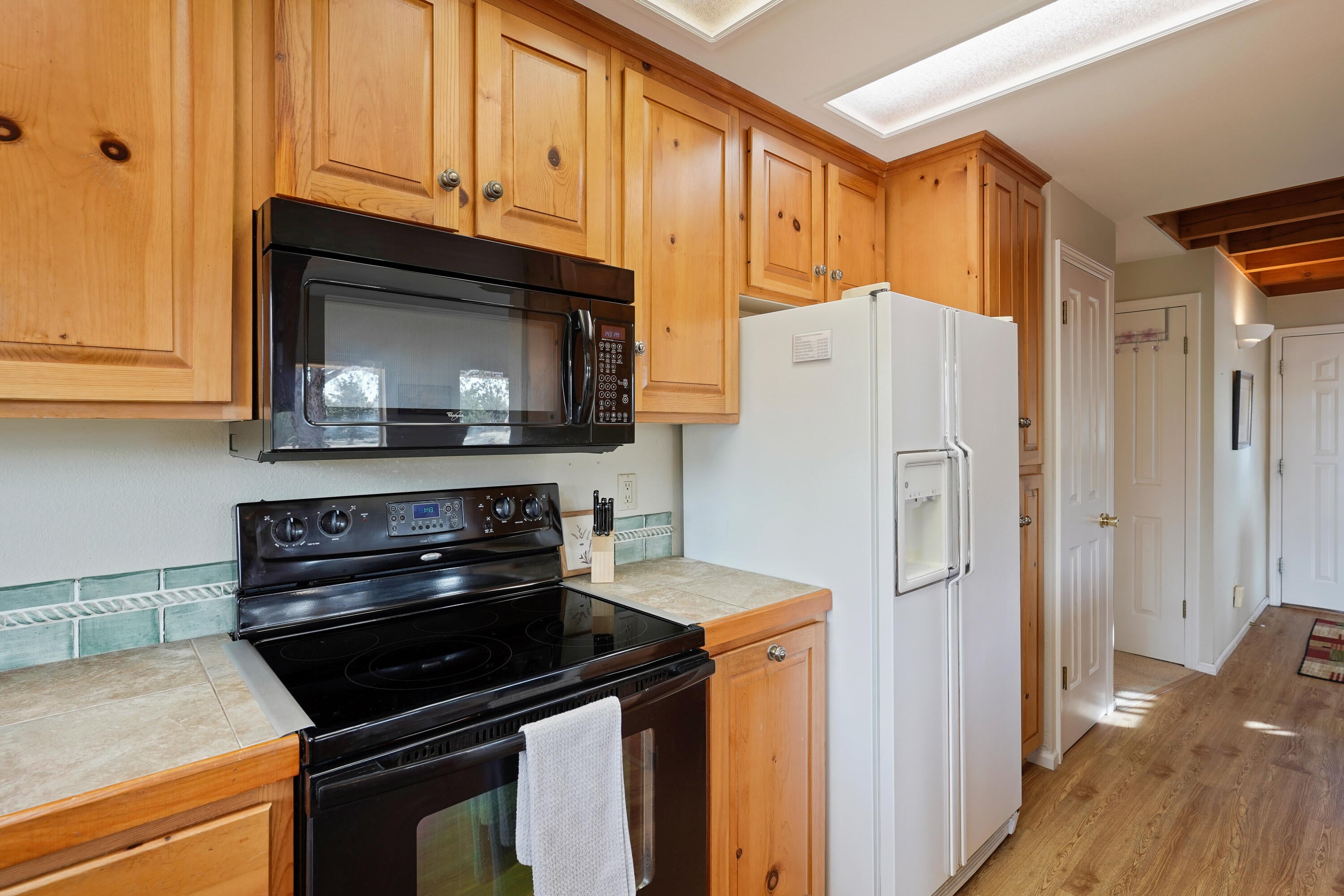 14609 Southwest Maverick Road Terrebonne, OR 97760 - Photo 12 of 33 Appliances