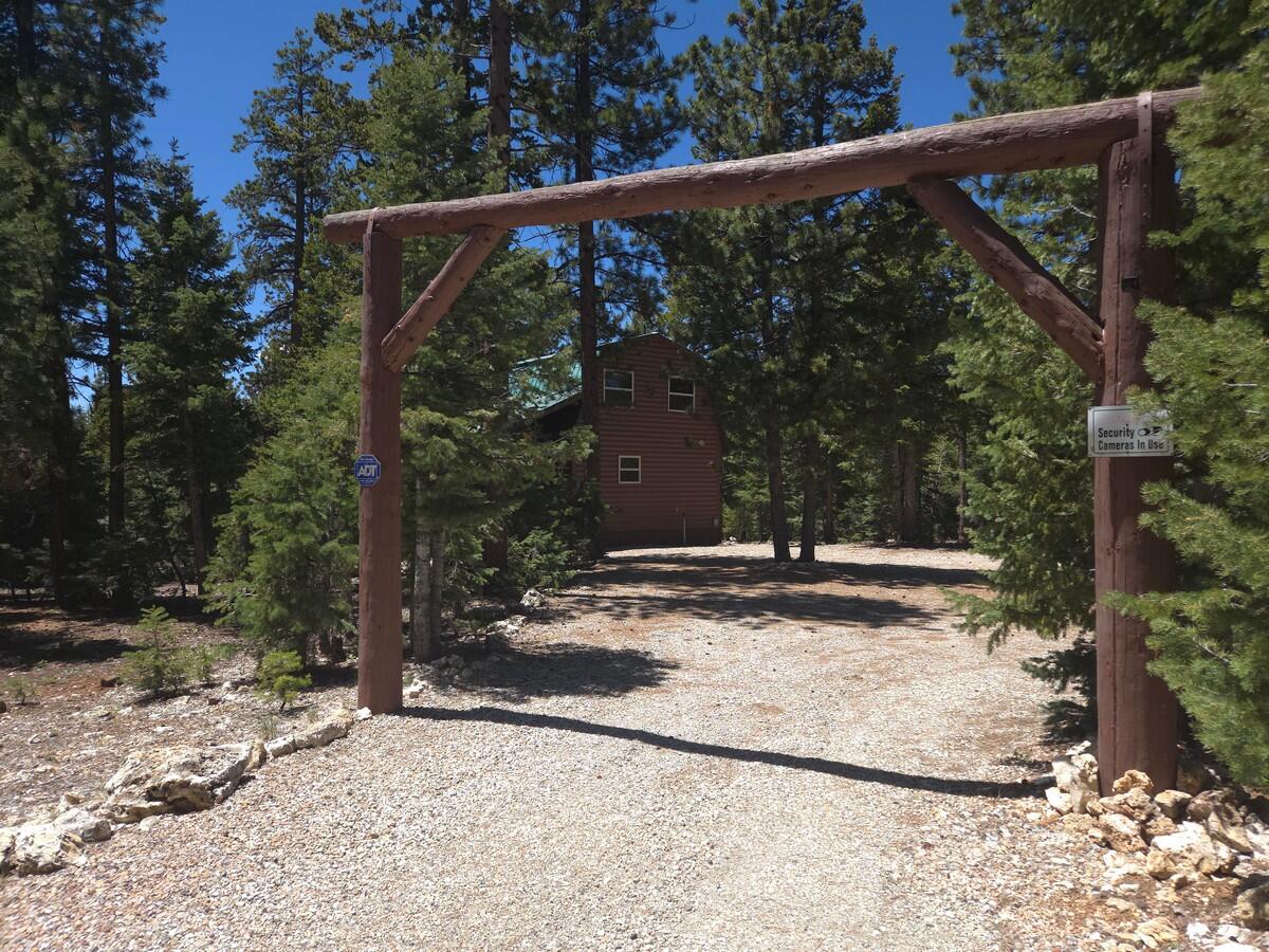 95 East Rim Road Duck Creek Village, UT 84762 - Photo 36 of 49 Outside9