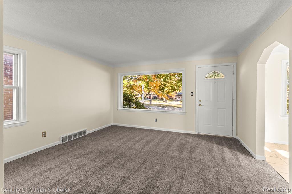 14705 Wick Road Allen Park, MI 48101 - Photo 2 of 23