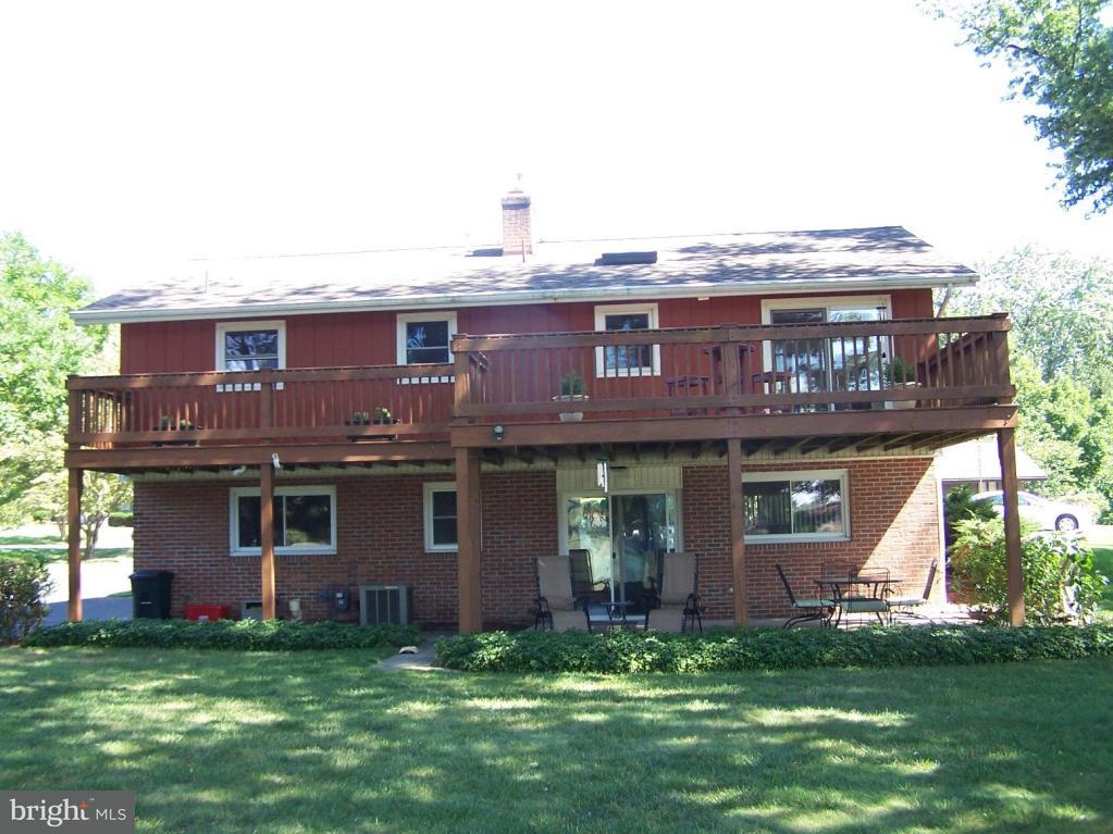 2820 Brookfield Road Lancaster, PA 17601 - Photo 4 of 28