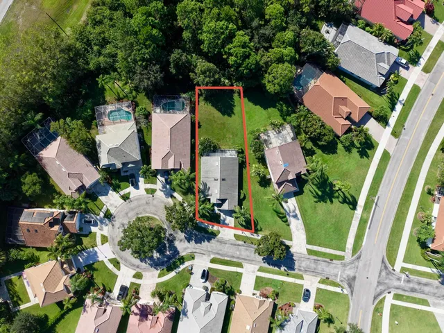 $350,000 | 562 Southwest St Martins Cove, Port St. Lucie, FL 34986