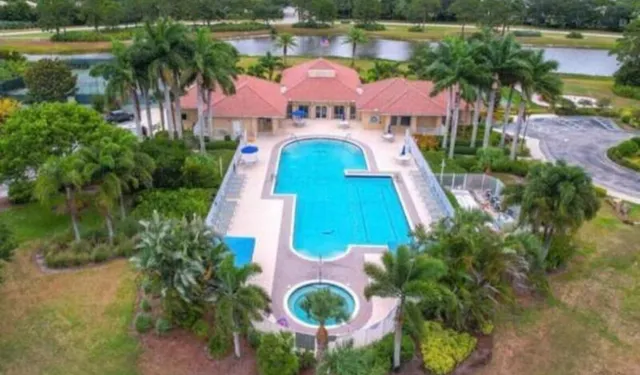 $350,000 | 562 Southwest St Martins Cove, Port St. Lucie, FL 34986