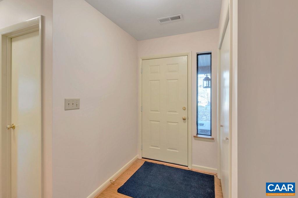 129 Blithe Court Charlottesville, VA 22901 - Photo 12 of 26 Gallery Image 12