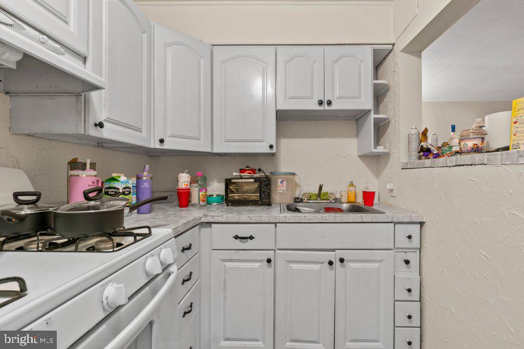 4002 Edgewood Road Baltimore, MD 21215 - Photo 5 of 22 Gallery Image 5