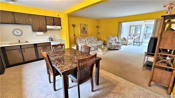 $1,950 | 52 Medallion Road, Kiamesha Lake, NY 12751