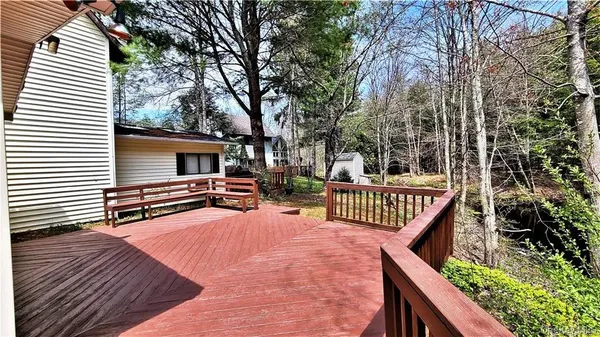 $1,950 | 52 Medallion Road, Kiamesha Lake, NY 12751