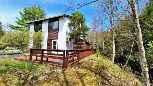 $1,950 | 52 Medallion Road, Kiamesha Lake, NY 12751