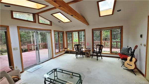 $1,950 | 52 Medallion Road, Kiamesha Lake, NY 12751