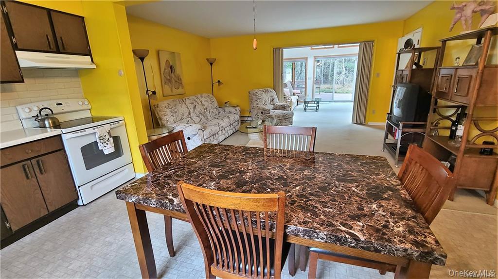 52 Medallion Road Kiamesha Lake, NY 12751 - Photo 8 of 32