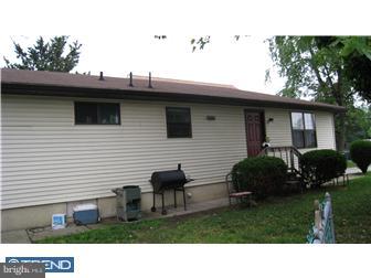 412 East Washington Street Riverside, NJ 08075 - Photo 2 of 3 Exterior Side