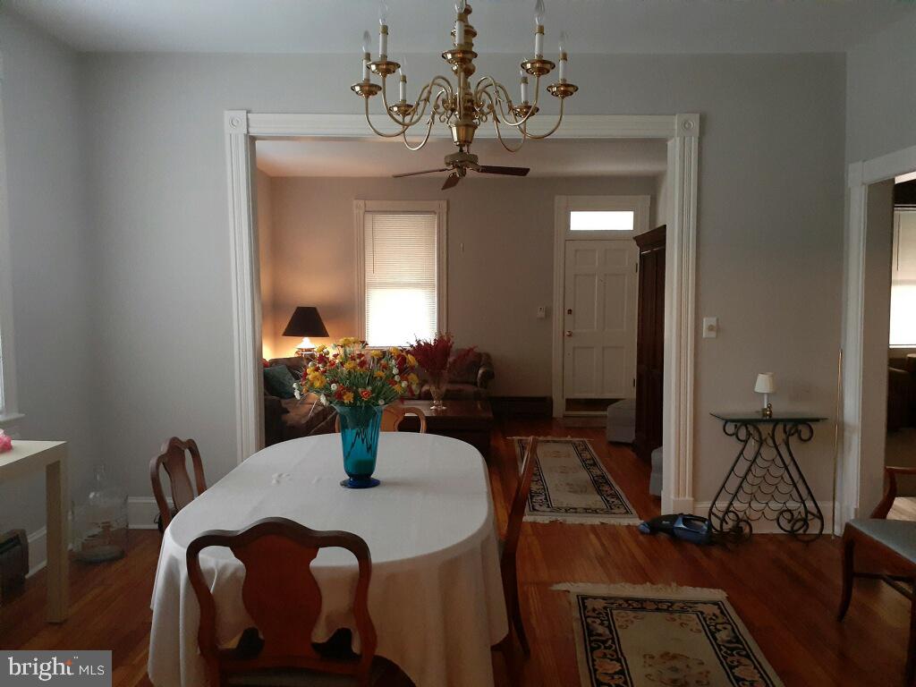5301 Catalpha Road Baltimore, MD 21214 - Photo 5 of 21