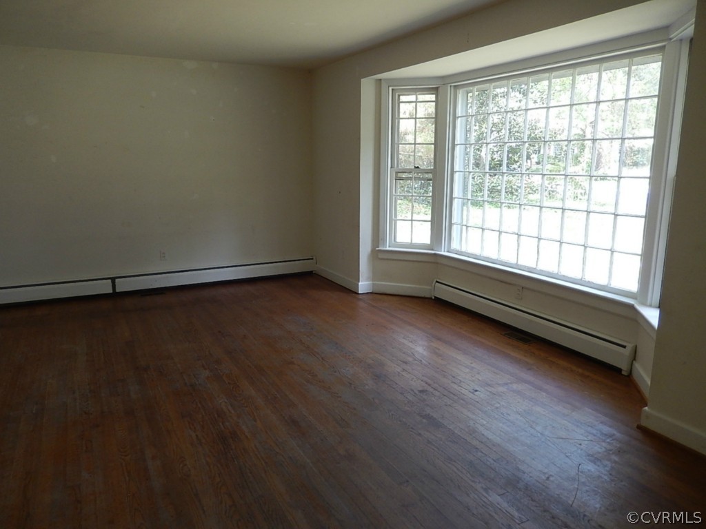 8901 Watlington Road Richmond, VA 23229 - Photo 3 of 23 Gallery Image 3