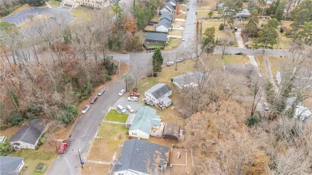 $157,500 | 410 Rosewood Drive, Lexington, NC 27292