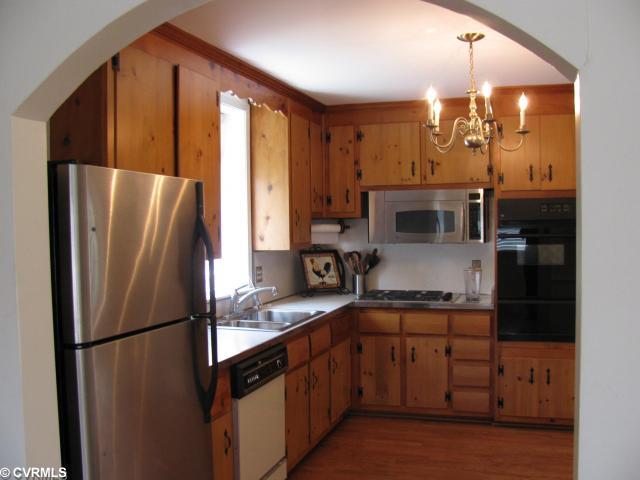 7206 Stoneman Road Richmond, VA 23228 - Photo 2 of 8 Gallery Image 2