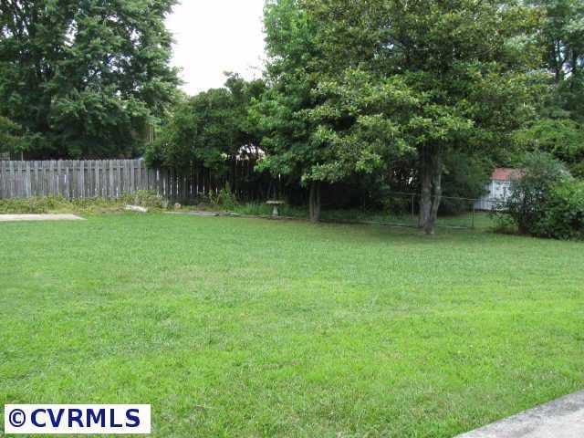 7206 Stoneman Road Richmond, VA 23228 - Photo 8 of 8 Gallery Image 8