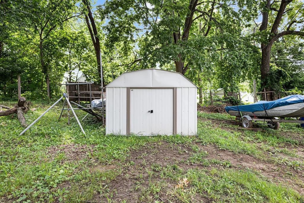 1016 North 10th Street Atchison, KS 66002 - Photo 28 of 33