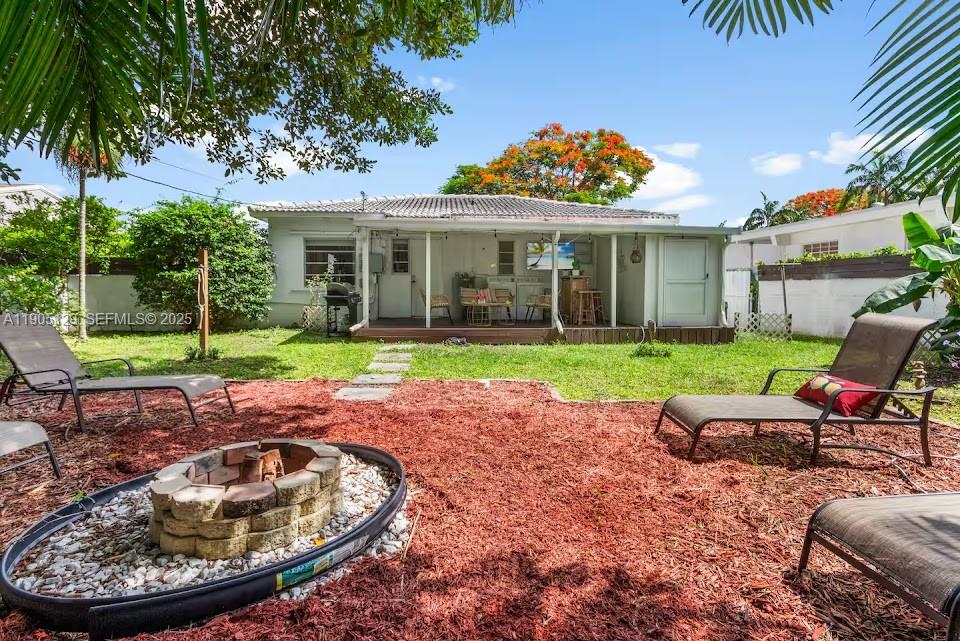 402 Northwest 102nd Street Miami, FL 33150 - Photo 12 of 25