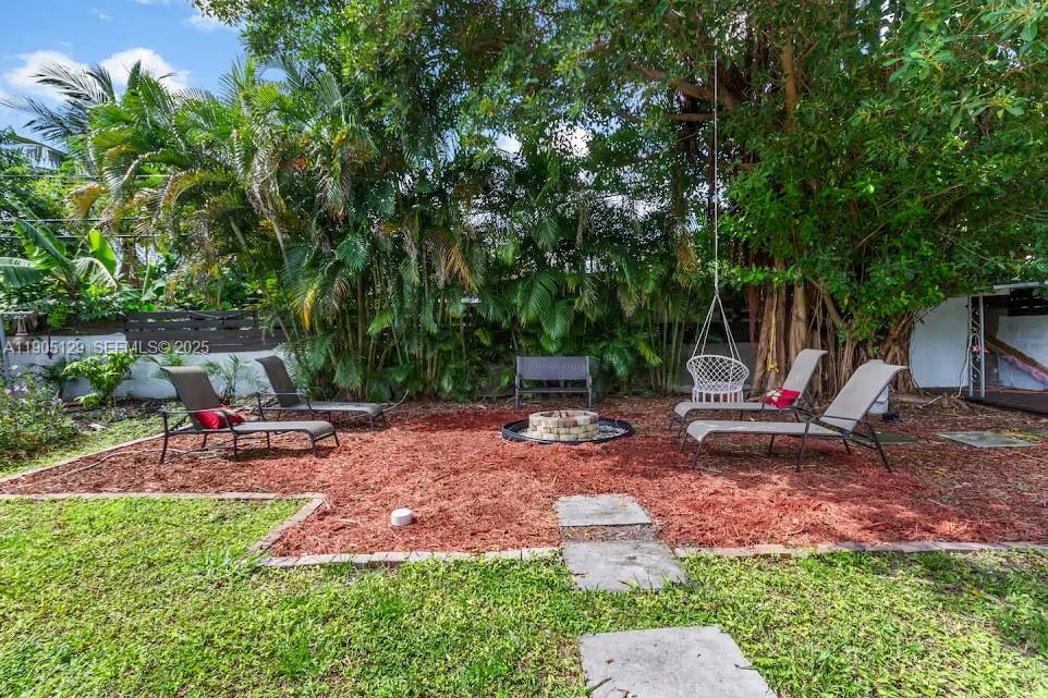 402 Northwest 102nd Street Miami, FL 33150 - Photo 2 of 25