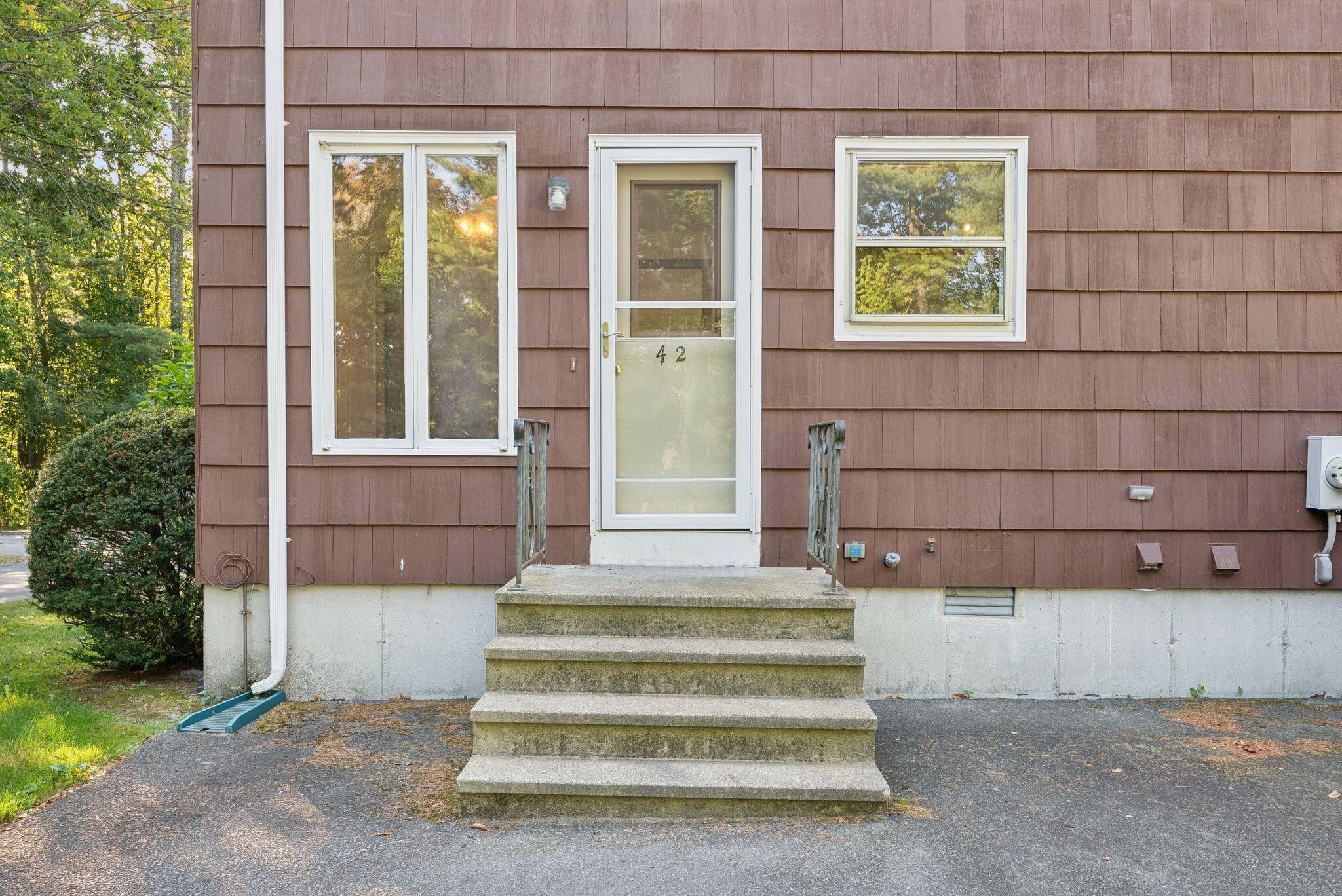 42 Villa Road, Unit 42 Westbrook, ME 04092 - Photo 6 of 21 3_DSC02753