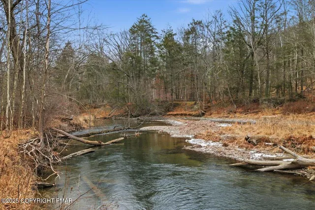 $649,900 | 101 Mcmichael Drive, Stroudsburg, PA 18360