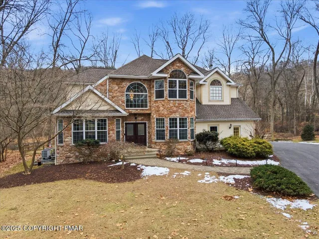 $649,900 | 101 Mcmichael Drive, Stroudsburg, PA 18360