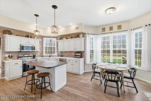 $649,900 | 101 Mcmichael Drive, Stroudsburg, PA 18360